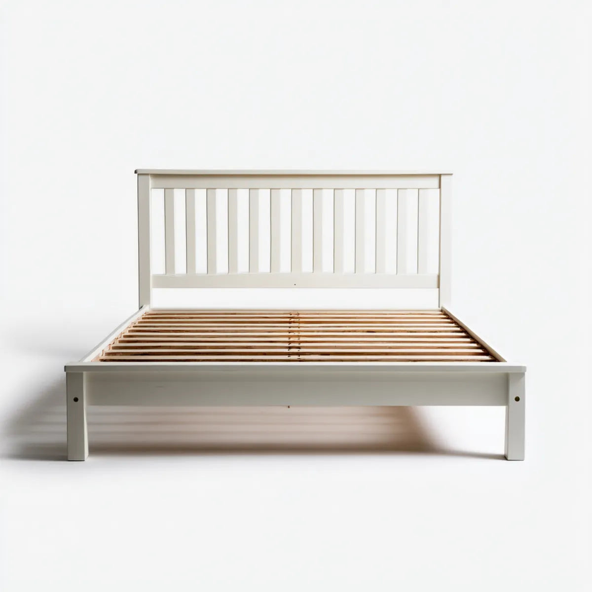 Letto matrimoniale bianco 160 x 200 cm in legno massello rettangolare con rete a doghe